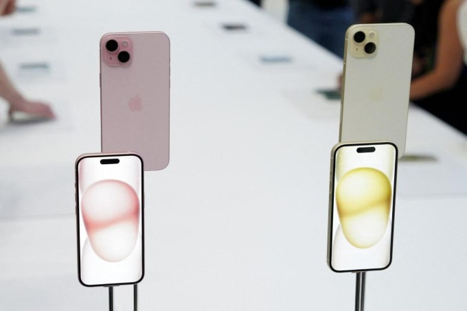 Ai nên lên đời iPhone 15 Plus?
